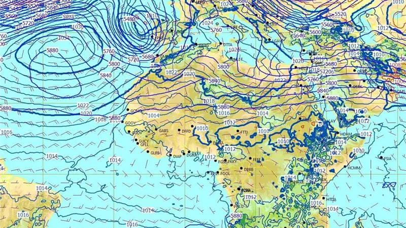 الأرصاد: طقس متقلب اليوم بين دفء نهاري وبرودة ليلية مع شبورة وأمطار متفرقة