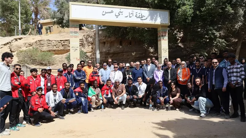 جامعة المنيا تنظم رحلة للطلاب الوافدين للتعرف على أبرز معالمها السياحية