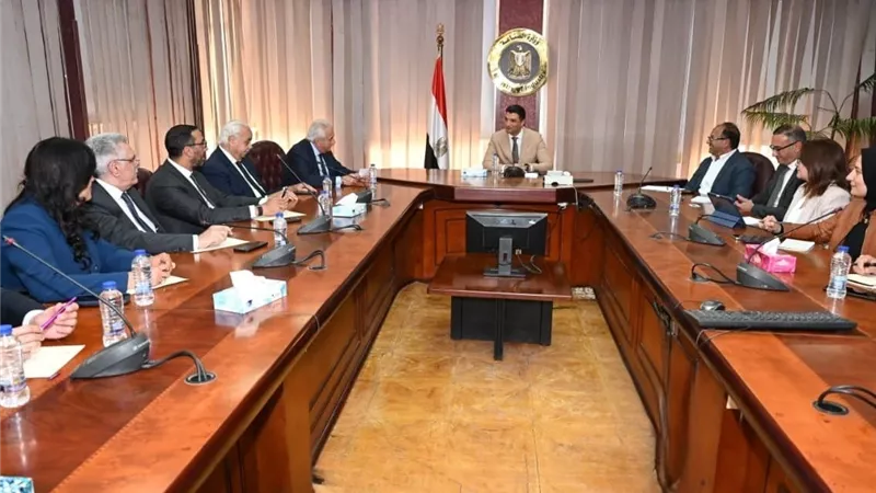 وزير الصناعة: فرص متميزة أمام الشركات الأمريكية للاستثمار في مصر بمراكز البيانات
