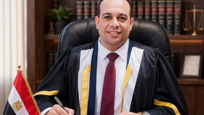 «اتحاد الشاغلين».. كتاب جديد يرسم خريطة إدارة العقارات بين القانون والتطبيق