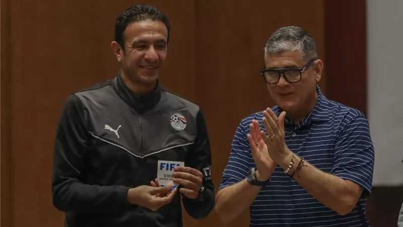 أوسكار رويز: الأهلي لا يستحق ركلة جزاء أمام سيراميكا
