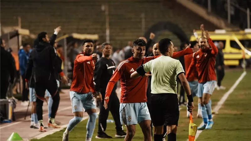 الأهلي يطالب رابطة الأندية والتظلمات بإلغاء العقوبات على لاعبيه