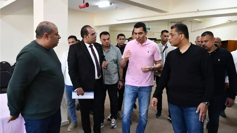وزير الرياضة ومحافظ البحر الأحمر يتفقدان المدينة الشبابية والمركز الدولي للتنمية بالغردقة
