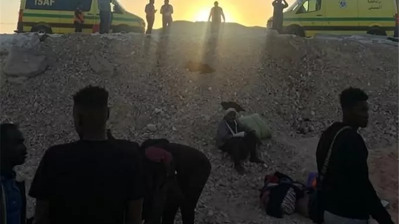 بينهم أطفال وعائلات كاملة.. ننشر أسماء المصابين في حادث انقلاب أتوبيس قنا
