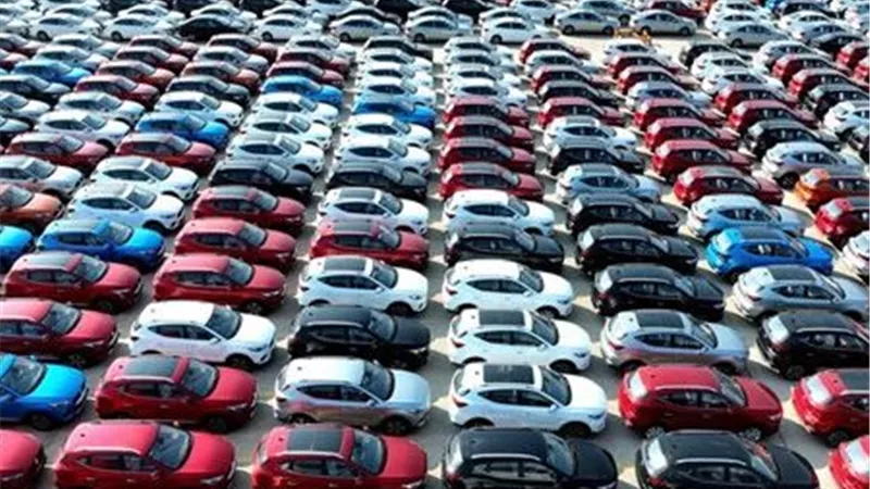 اعرف حقوقك.. قانون انتظار المركبات ينظم رسوم الانتظار وآليات منح التراخيص