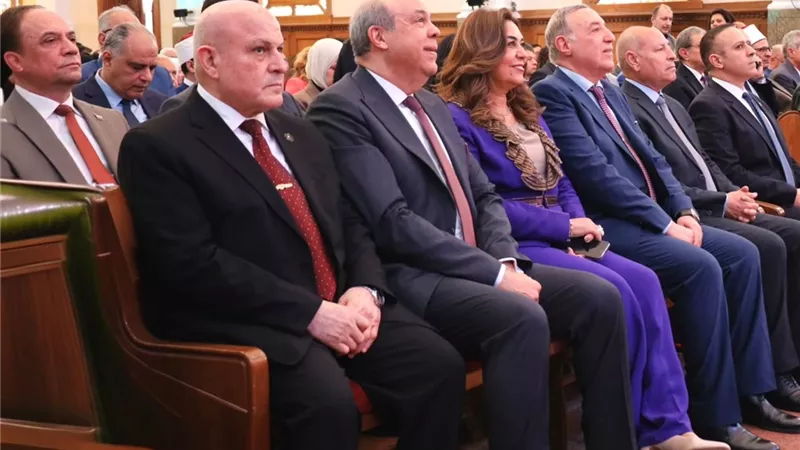 رئيس النيابة الإدارية يشارك في احتفالات عيد القيامة بالكنيسة الإنجيلية بمصر الجديدة