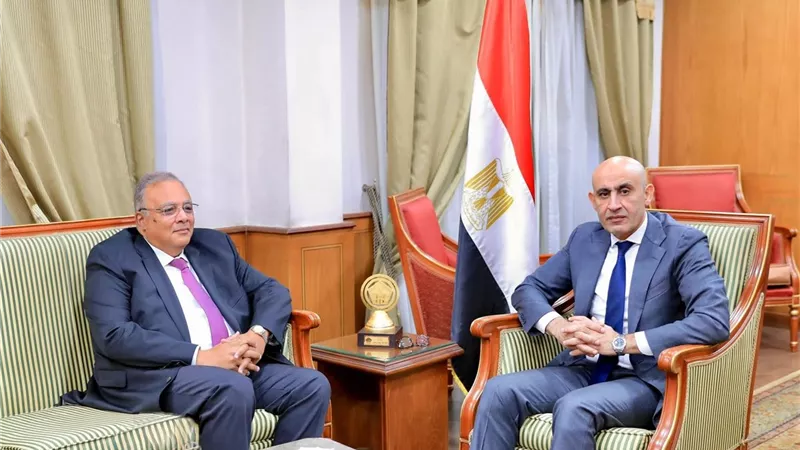 التعليم وحقوق الإنسان يؤكدان أهمية ترسيخ الحق في التعليم وتطوير المنظومة