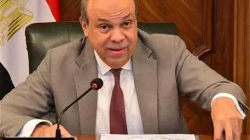 وزير الطيران: عودة تدريجية للرحلات إلى الخليج واستئناف السفر إلى 3 عواصم