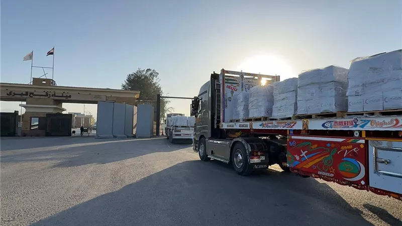 الهلال الأحمر المصري يرسل أكثر من 5,060 طن مساعدات إنسانية للشعب الفلسطيني