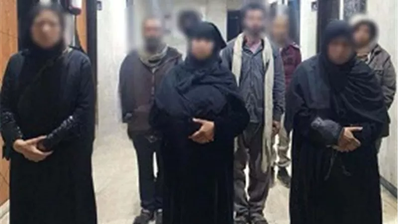ضبط 9 متهمين بينهم 5 سيدات أجبروا 9 أطفال على التسول بشوارع بالجيزة