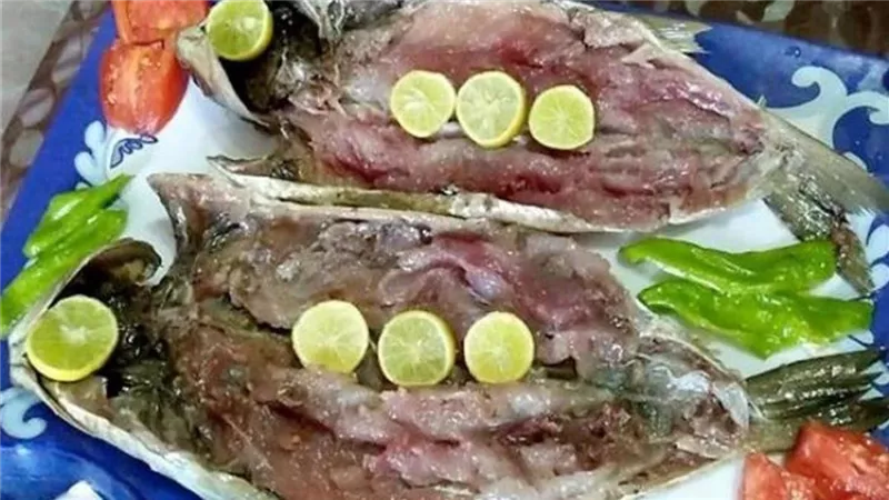 تحذيرات طبية.. الفسيخ والرنجة على معدة فارغة خطر صحي لا يُستهان به