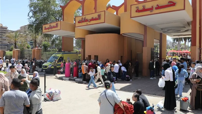 محافظ القاهرة: ضرورة توفير سبل الراحة للمواطنين المحتفلين بشم النسيم 