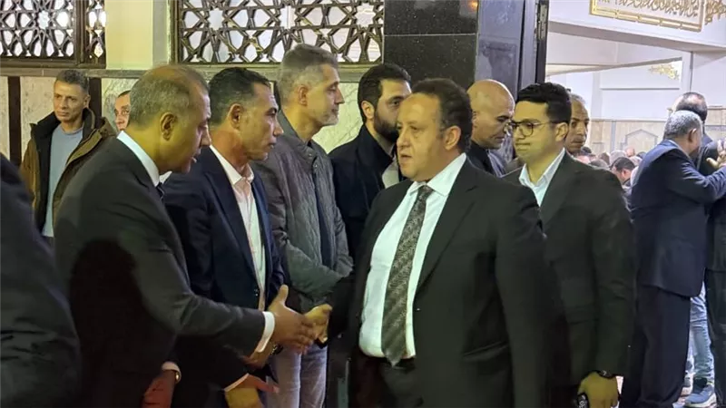 نقيب المهندسين يؤدي واجب العزاء في الشهيد المهندس حسام صادق خليفة