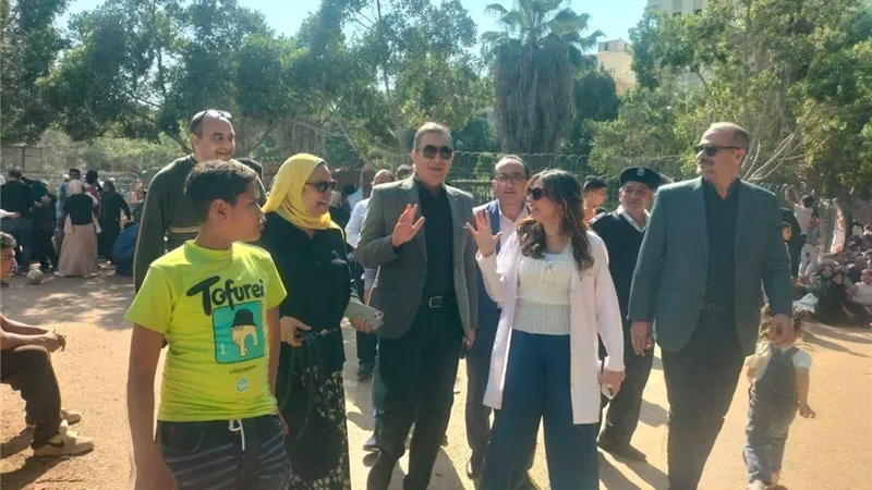 رئيس الخدمات البيطرية يتفقد حديقة الحيوان الشرقية خلال احتفالات شم النسيم
