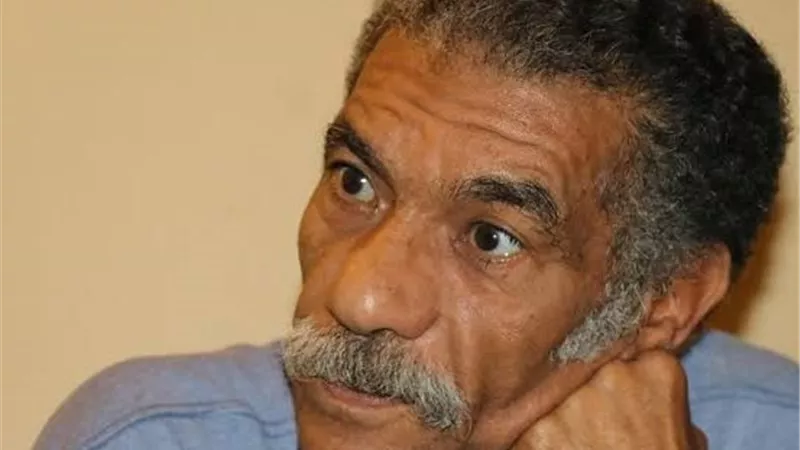 الموت يفجع الفنان سيد رجب في والد زوجته