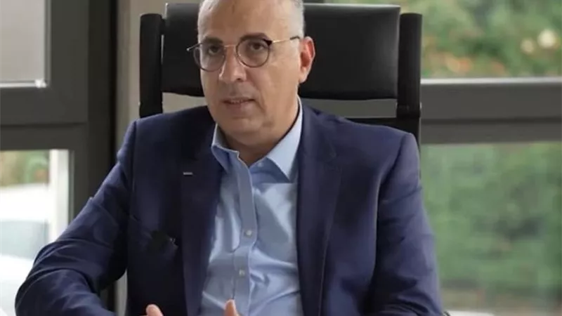 وزير الري يؤكد ضرورة اعتماد الري الحديث في كافة الأراضي الرملية طبقًا للقانون