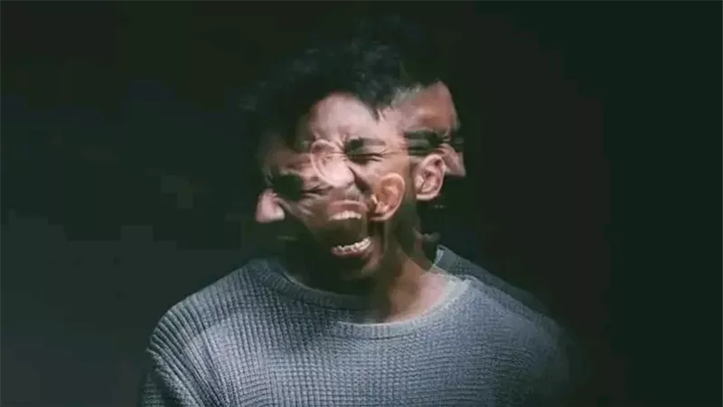 خبير نفسي يحذر من «الاكتئاب الصامت» الخفي لدى المصابين