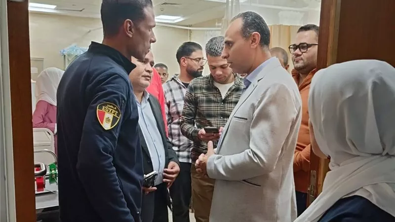 إصابة 14 شخصًا في حريق نشب داخل مخزن دهانات ببني سويف