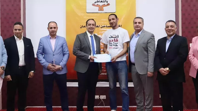 مركز العزيمة يحتفل بتخريج 100 متعافي من الإدمان