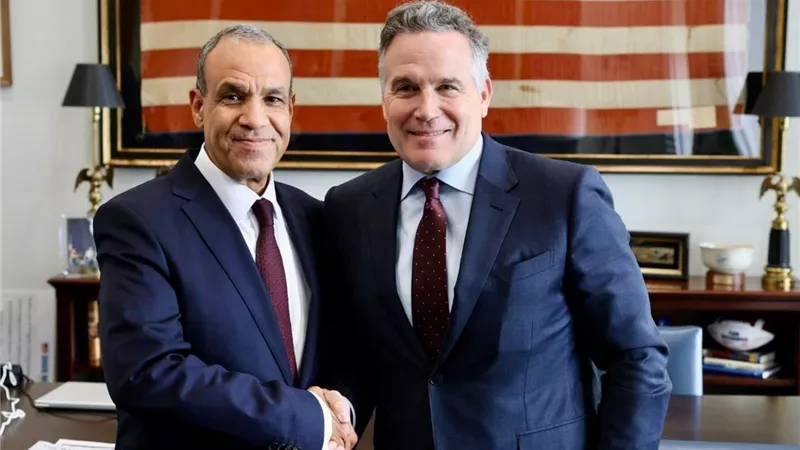 وزير الخارجية يلتقي رئيس لجنة الشرق الأوسط بالكونجرس الأمريكي