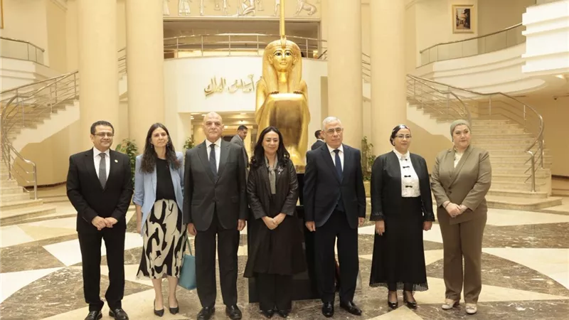مايا مرسي تشهد افتتاح الغرف الصديقة للطفل بمقر مكتب النائب العام