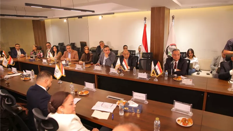 تحرك جديد لإنقاذ الأسرة.. الجبهة الوطنية يناقش قانون الأحوال الشخصية 