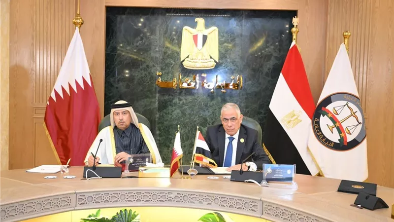 النيابة العامة تعزز التعاون القضائي مع نظيرتها القطرية ببرنامج عملي في الدوحة