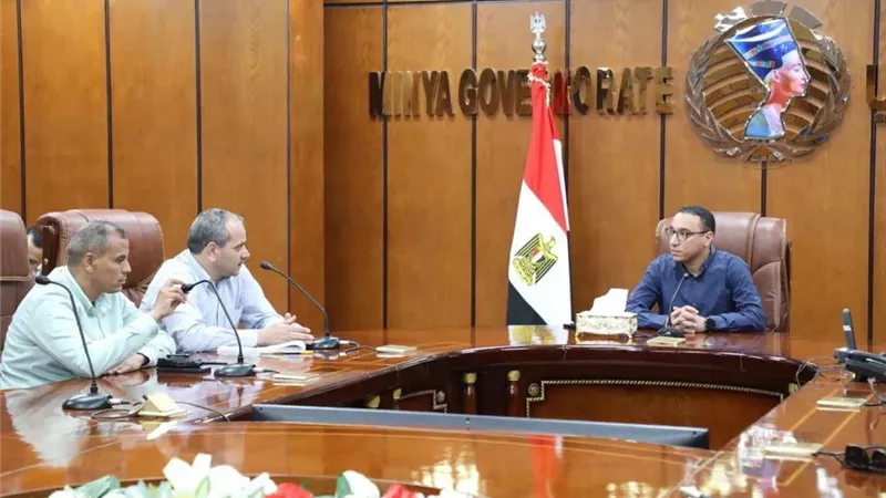 محافظ المنيا: 118 حملة تفتيشية لمتابعة الأداء الخدمي ومحاسبة المقصرين