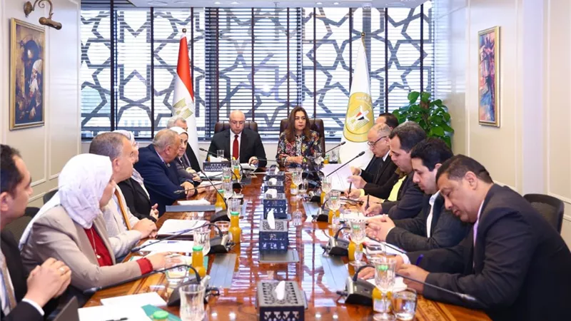 تحرك حكومي عاجل لإنقاذ بحيرة قارون.. توجيهات حاسمة لتسريع المشروعات البيئية