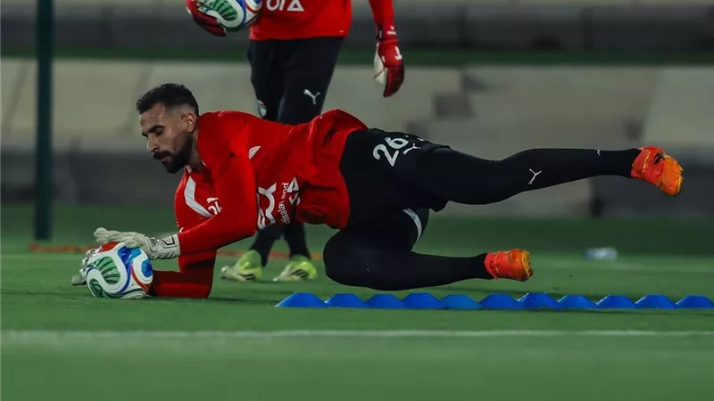 الزمالك يخطط للتعاقد مع حارس منتخب مصر 