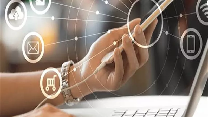 نائب وزير الاتصالات: ضخ استثمارات تتجاوز 150 مليار جنيه لتطوير خدمات الإنترنت