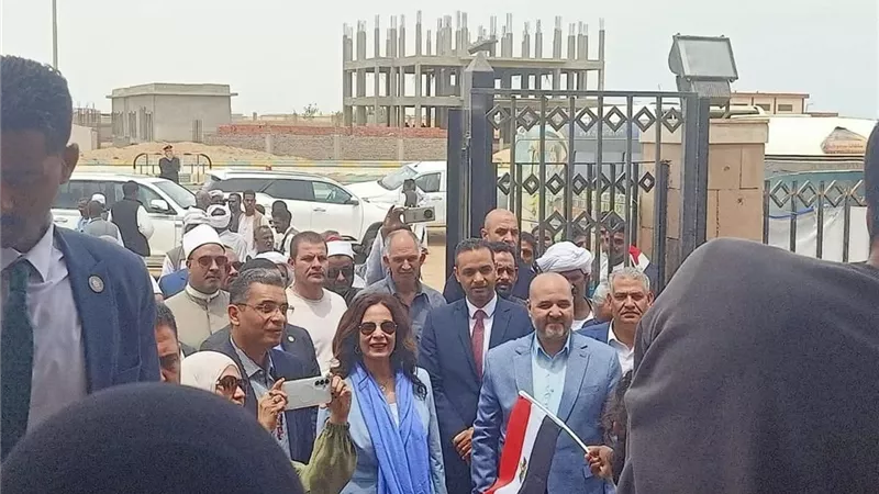وزيرة الثقافة تعلن البدء الفوري في رفع كفاءة قصر ثقافة شلاتين