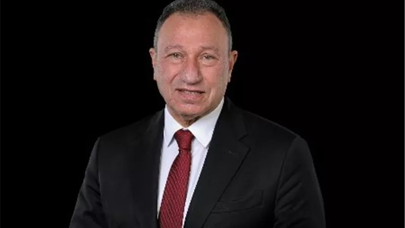 رسائل مؤثرة من نجلة الخطيب بعد الهجوم على والدها 