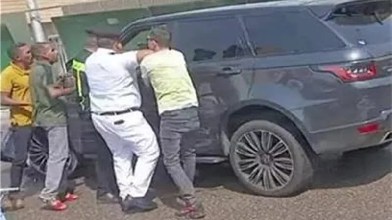 تخفيف حكم حبس سائح كويتي في واقعة مطاردة كوبري أكتوبر إلى سنة واحدة