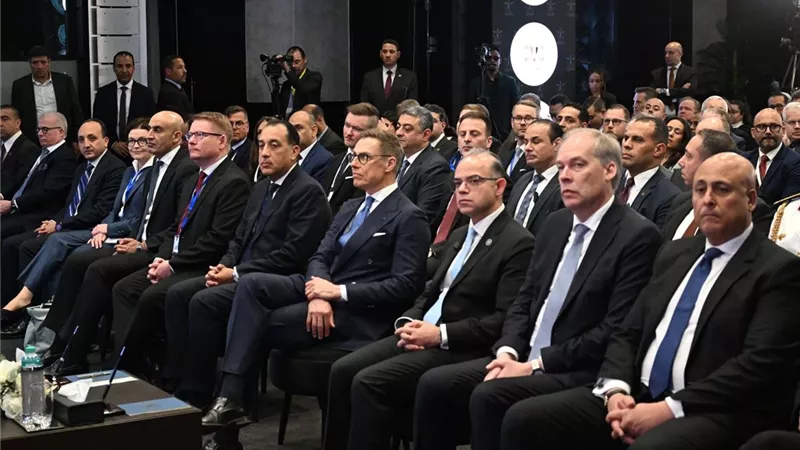 مدبولي: مصر بوابة استراتيجية للشرق الأوسط وإفريقيا مدعومة بقاعدة سكانية شابة