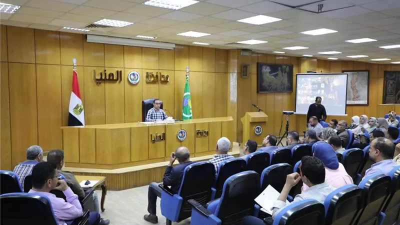 اجتماع موسع بالمنيا لمتابعة 
