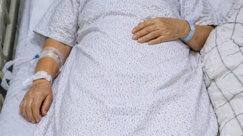 في إنجاز طبي جديد.. مستشفى دكرنس العام ينقذ سبعينية من جلطة دماغية حادة