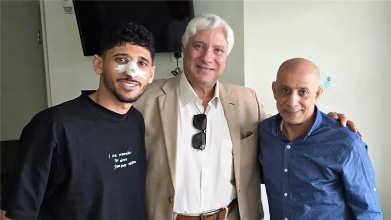 مدير الكرة بالزمالك يزور «قطة» 