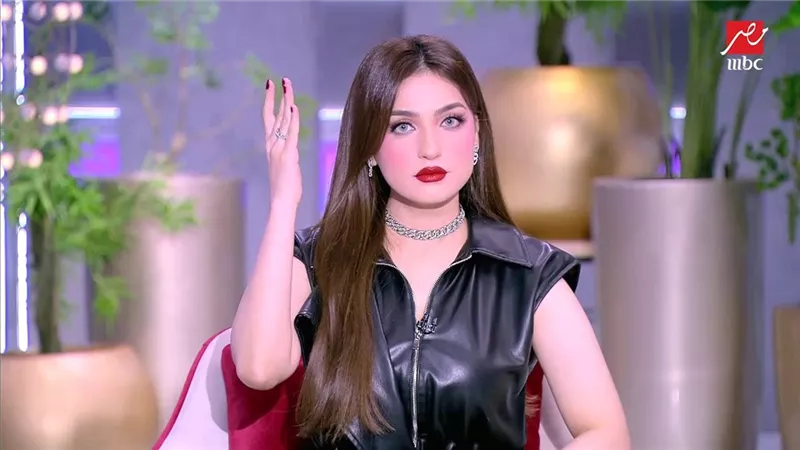 ياسمين عز: الأهلي يحسم مبارياته بالإصرار.. والدوري في الجزيرة