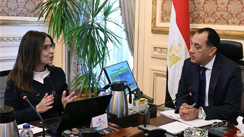 وزيرة الثقافة: تحقيق العدالة الثقافية بعدد من المحافظات بالتنسيق مع حياة كريمة