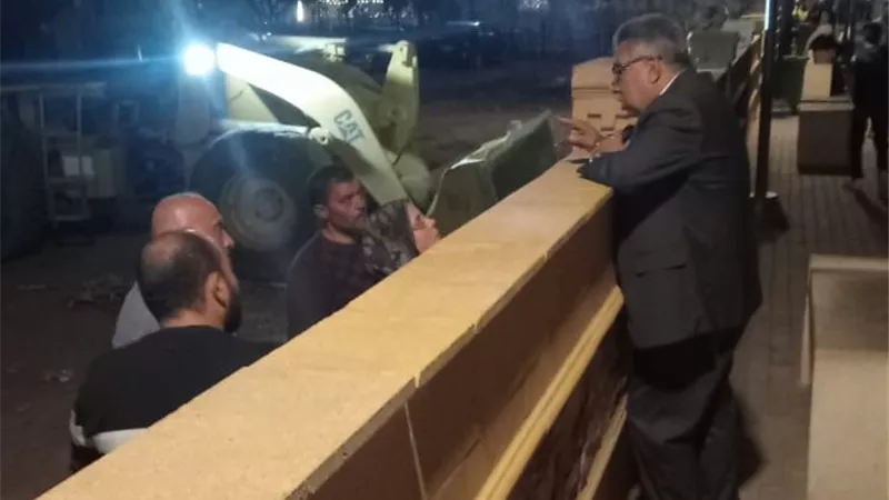 محافظ الدقهلية يتفقد أعمال تعزيز الخدمات وإنشاء غرفة عمليات بممشى المنصورة  