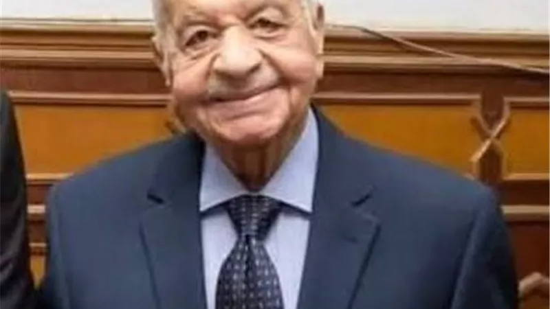 رحيل قائد من جيل النصر.. تفاصيل حياة اللواء كمال مدبولي والد رئيس الوزراء
