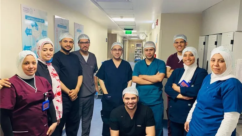 إنجاز طبي جديد.. نجاح أول عملية لشق عضلة المريء بالمنظار داخل التأمين الصحي