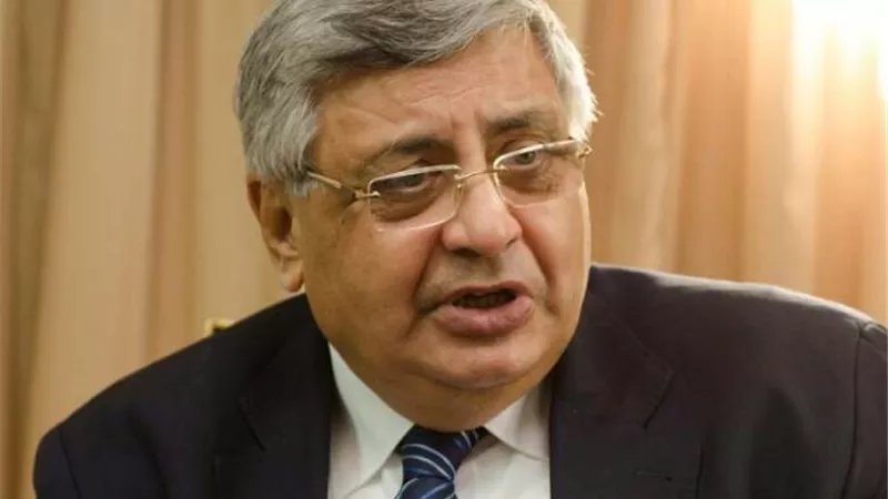 محمد عوض تاج الدين: شرب المياه ضرورة صيفًا.. والإفراط في السكر خطر على الصحة