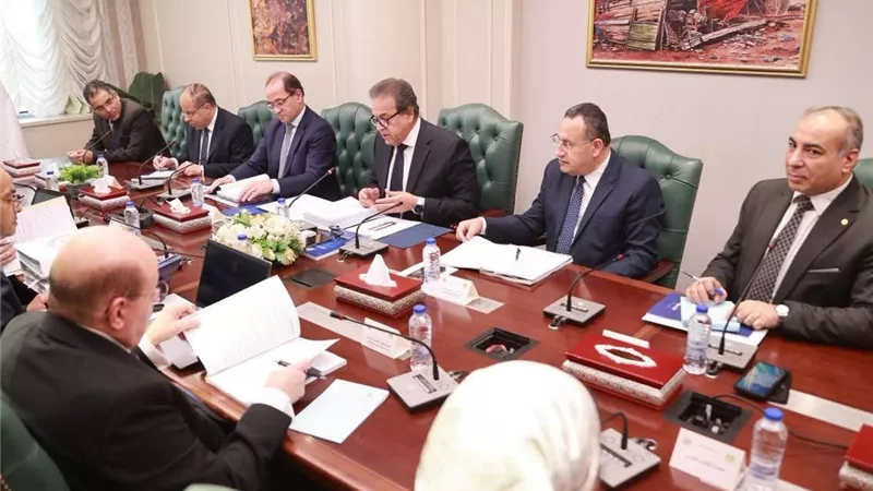 وزير الصحة يترأس اجتماع أمناء المجلس الصحي المصري