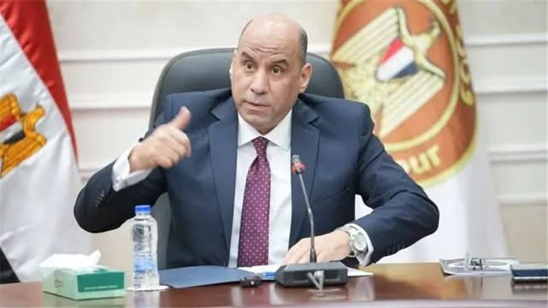 وزير العمل لـ