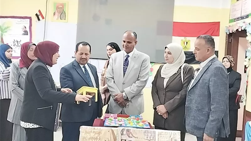 إدارة شرق المنصورة التعليمية تنظم احتفالية يوم اليتيم ومعرض الأنشطة الطلابية