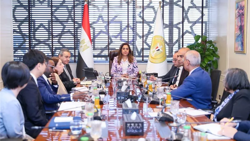 وزيرة التنمية المحلية والبيئة تتابع مشروع إدارة تلوث الهواء وتغير المناخ بالقاهرة الكبرى
