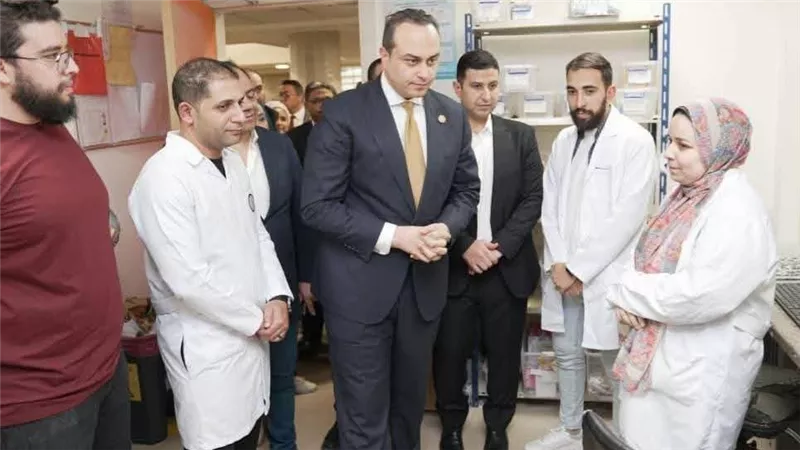 السبكي يوجه بإنشاء فريق متخصص لتسهيل إجراءات المرضى من ذوي الهمم وكبار السن بالمستشفيات