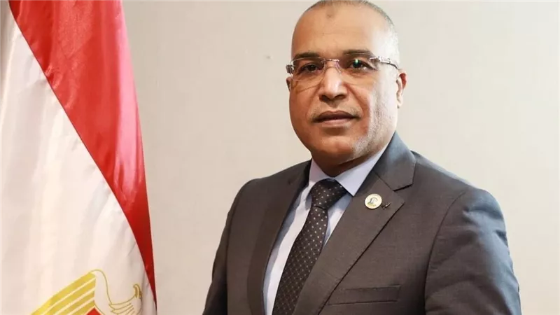 نقيب البترول: عيد العمال فرصة لتجديد التقدير لبناة الوطن الحقيقيين